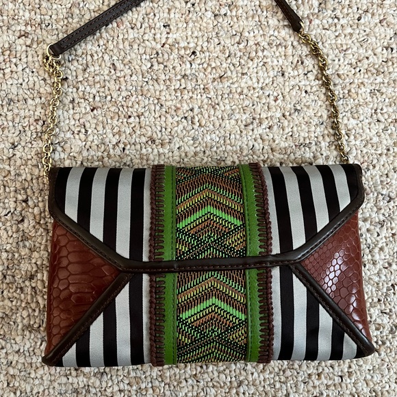 Henri Bendel clutch - Picture 2 of 2